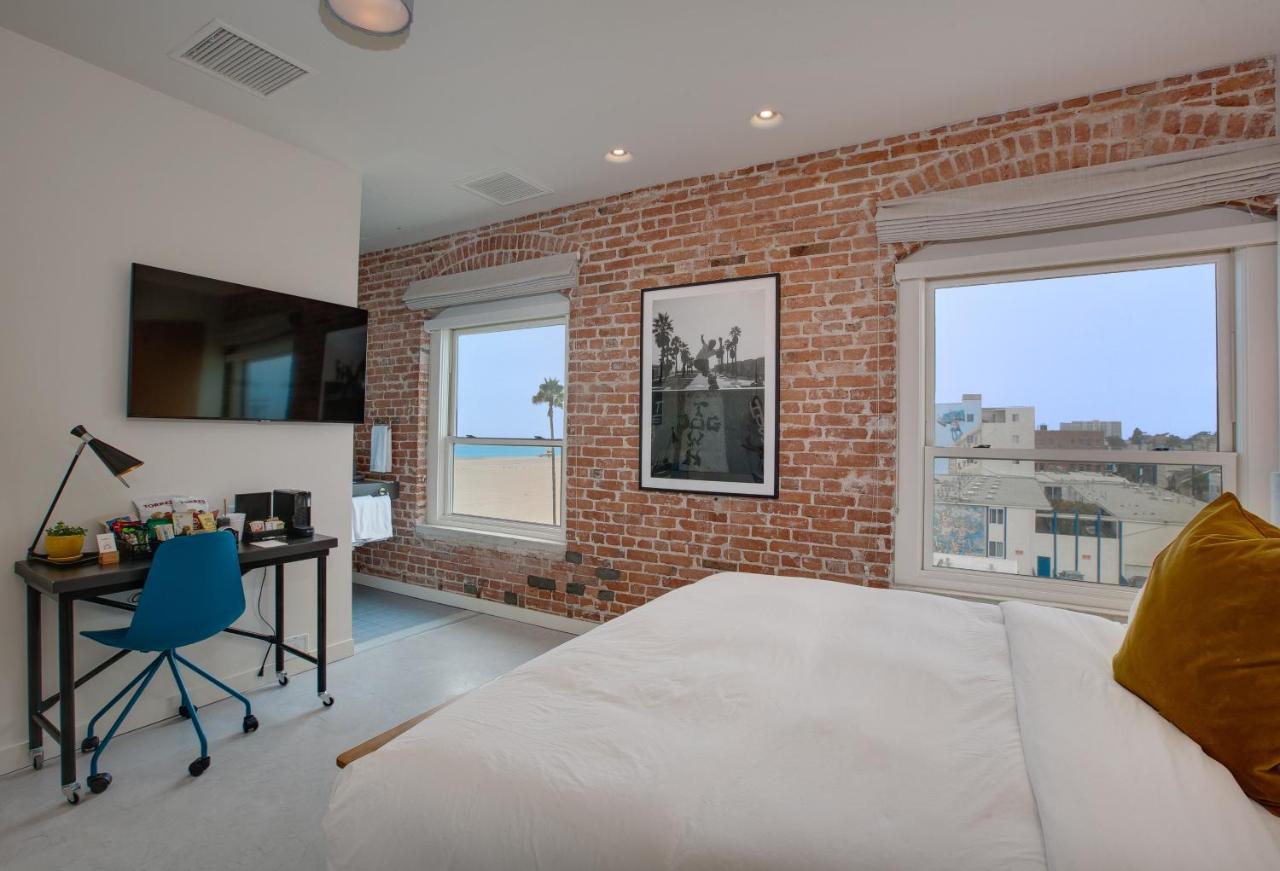Venice Waldorf